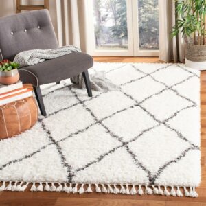 SAFAVIEH Flokati Juniper Geometric Polyester Shag Area Rug, Ivory/Dark Grey, 5'3" x 7'6"