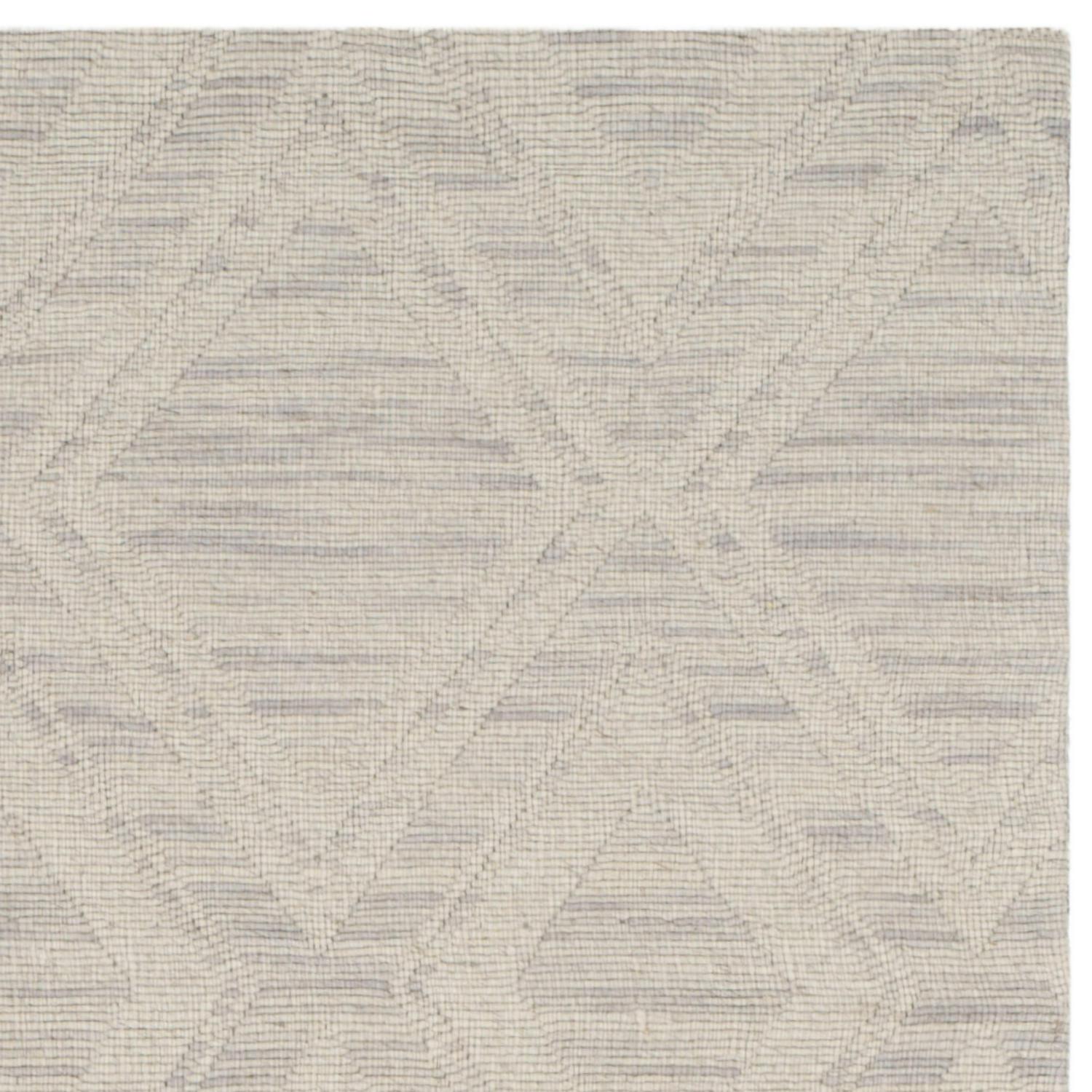 SAFAVIEH Marbella Alicia Geometric Diamonds Wool Area Rug, Silver/Ivory, 3' x 5' - Image 5