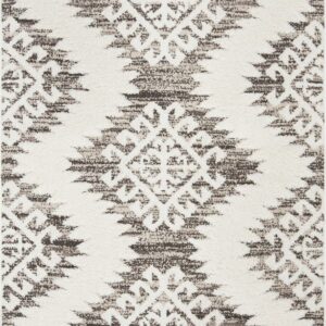 SAFAVIEH Moroccan Tassel Shag Desmond Area Rug, Ivory/Brown, 5'3" x 7'6"