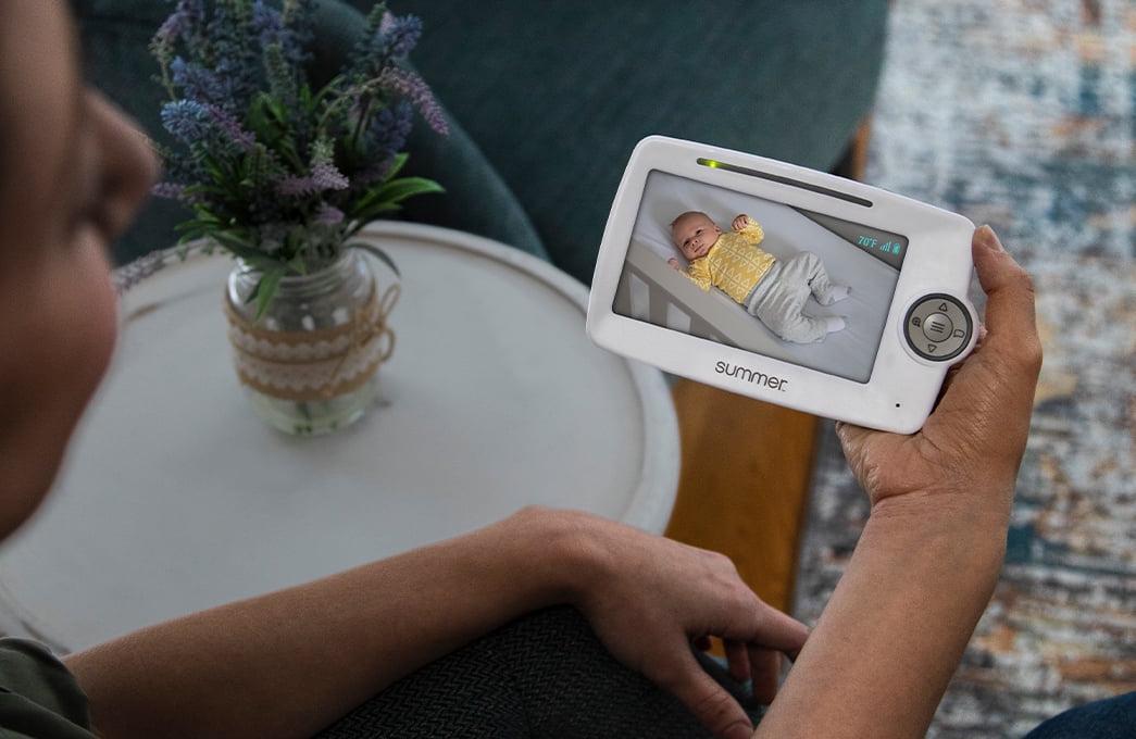 Summer Infant LookOut Duo 5.0 Inch Color Video Monitor with No-Hole PrestoMount - Image 4