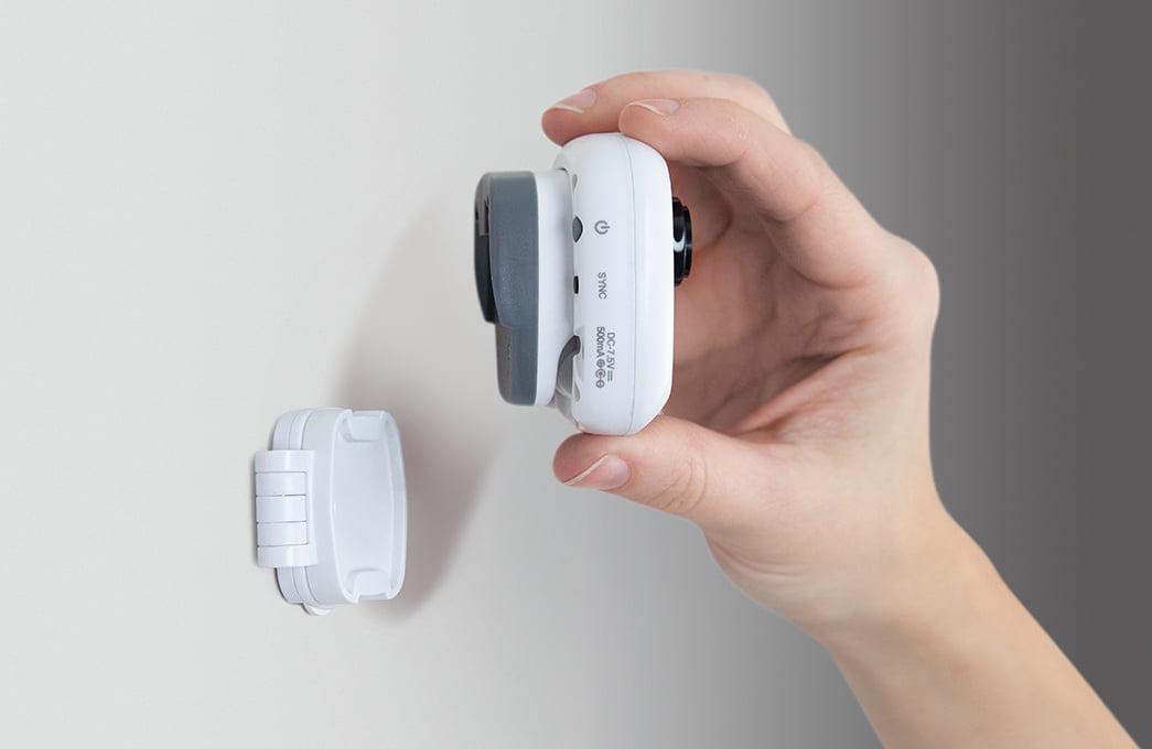 Summer™ LookOut™ 5.0 Inch Color Video Monitor with No-Hole PrestoMount™ - Image 10