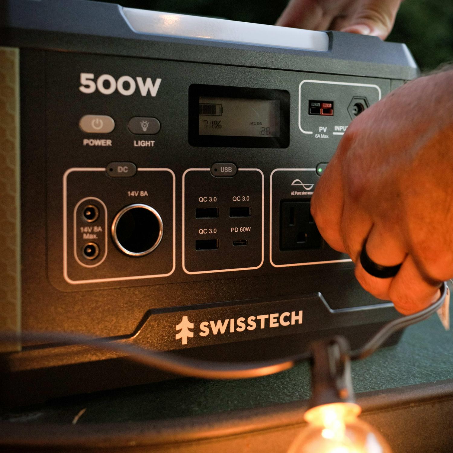 Swiss Tech 500W portable power station 519Wh solar compatible battery for outdoor & emergency use - Image 9