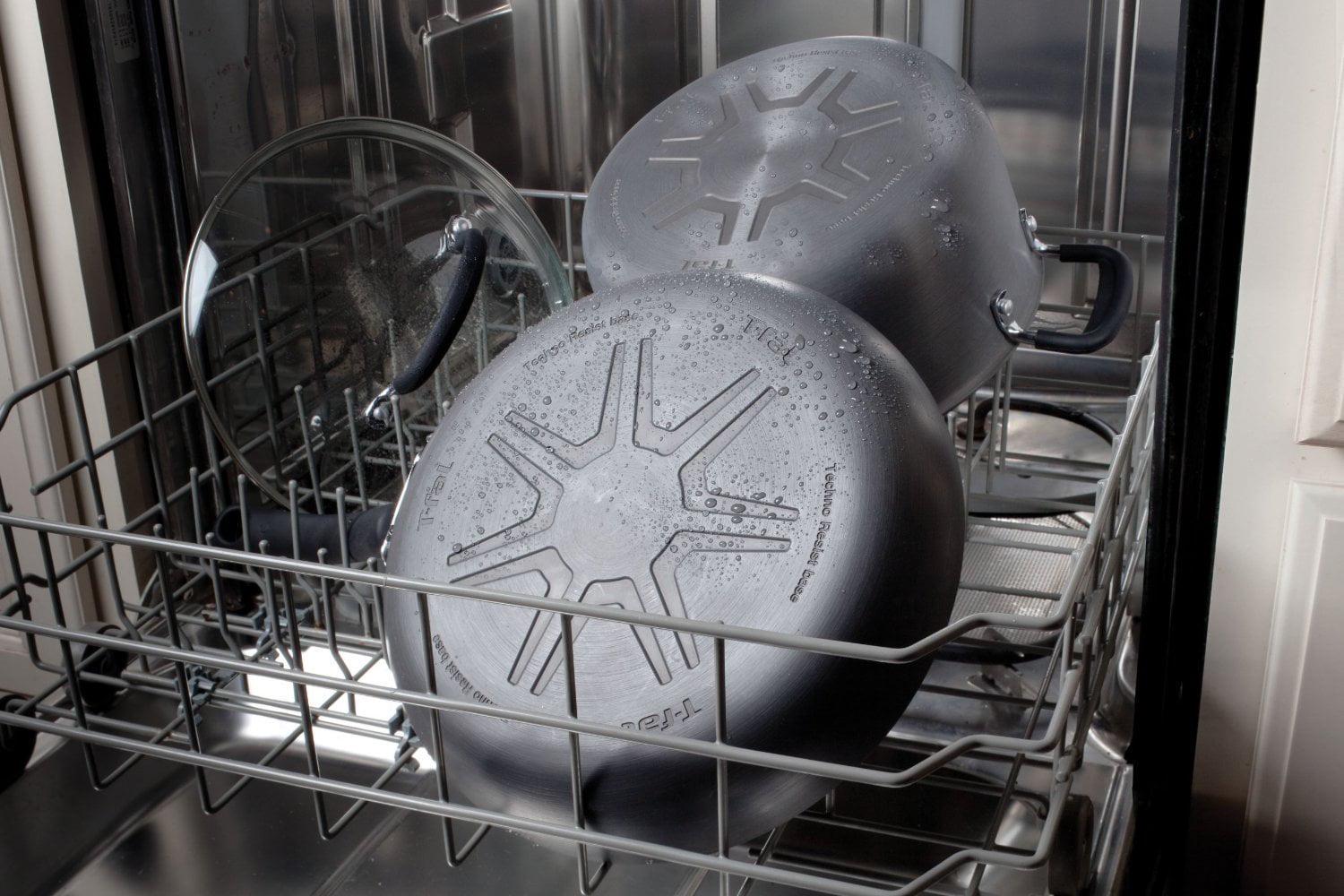 T-fal Ultimate Hard Anodized Titanium Nonstick Cookware, 12 piece Set, Grey - Image 4