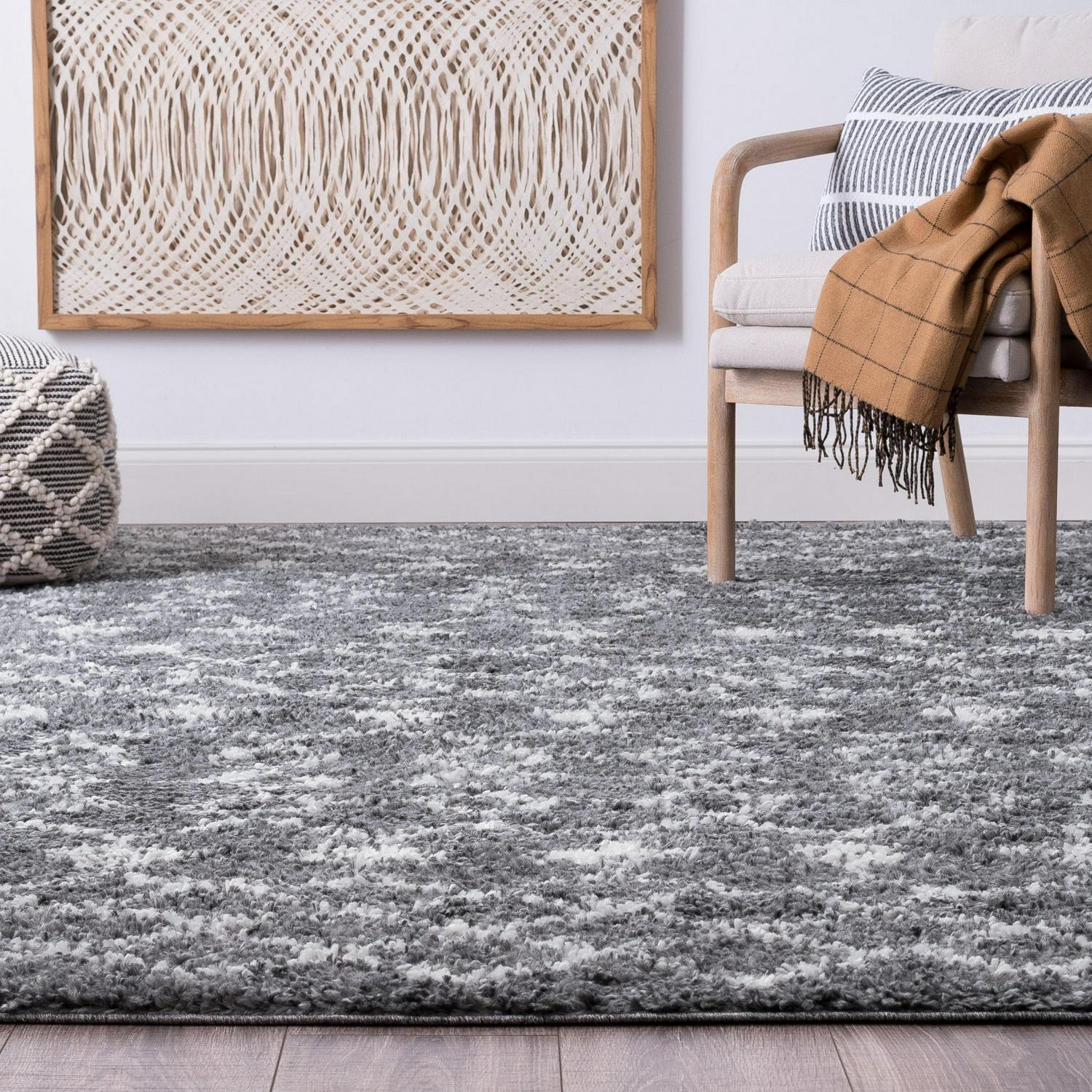 Bliss Rugs Transitional Geometric 7'10'' Round Gray and White Polypropylene Indoor Area Rug, 7'10'' Round - Image 5