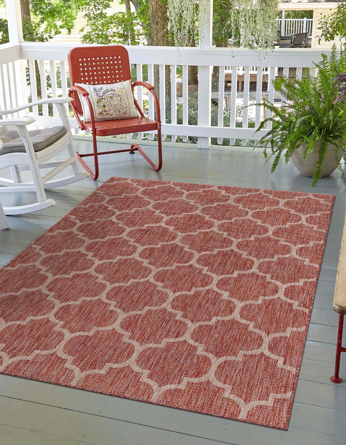 Unique Loom Outdoor Trellis Collection Area Rug (5' 3" x 8' Rectangle Rust Red/Ivory)