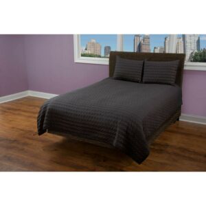Rizzy Home 70" x 86" Quilt