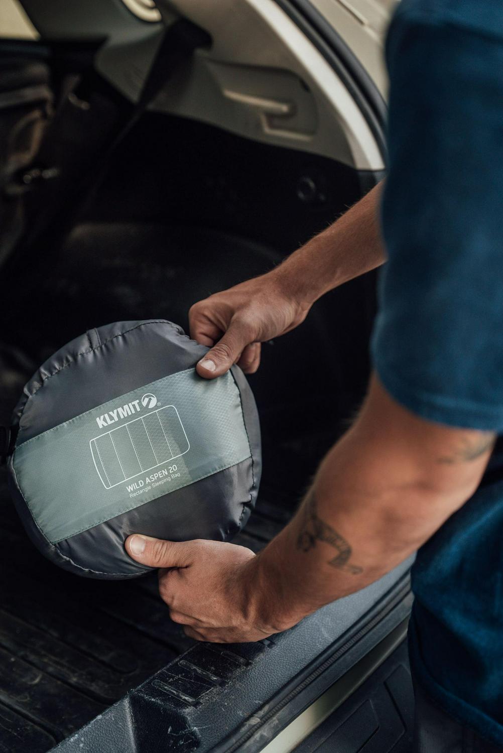 Wild Aspen 20 Degree Sleeping Bag - Large Rectangle (Green) - Image 6