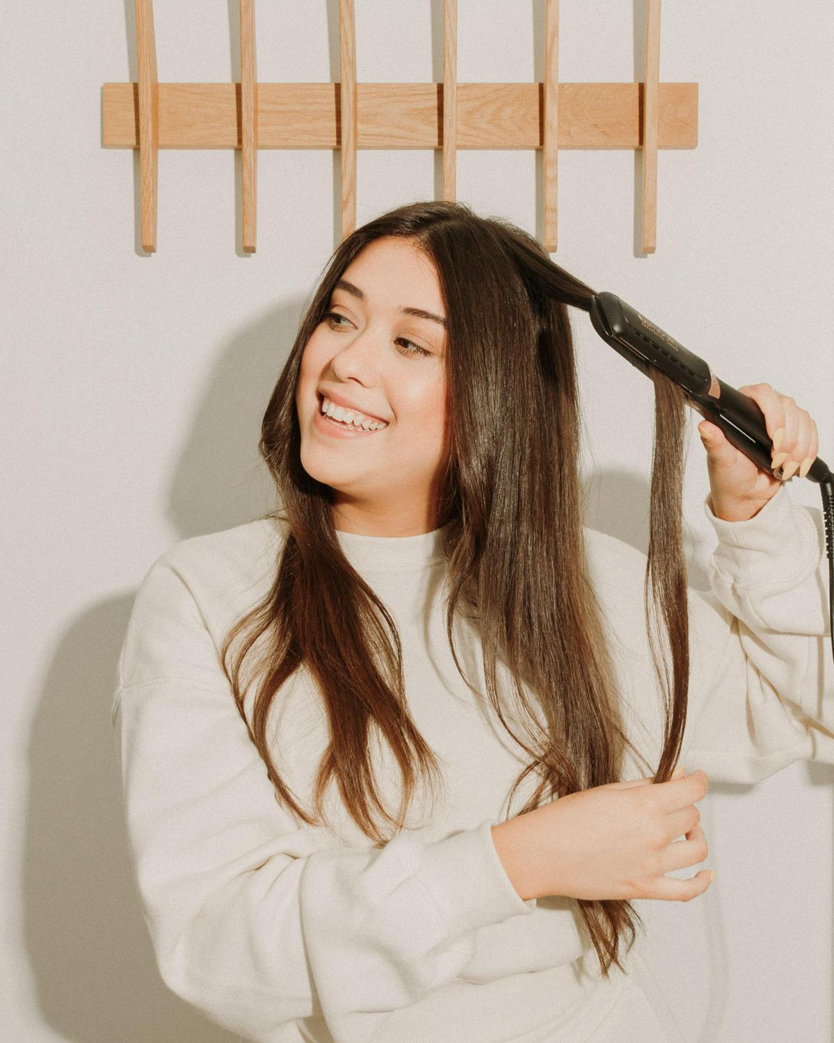 usmooth UBLACK Professional Styling Iron (1.5-Inch) - Image 6