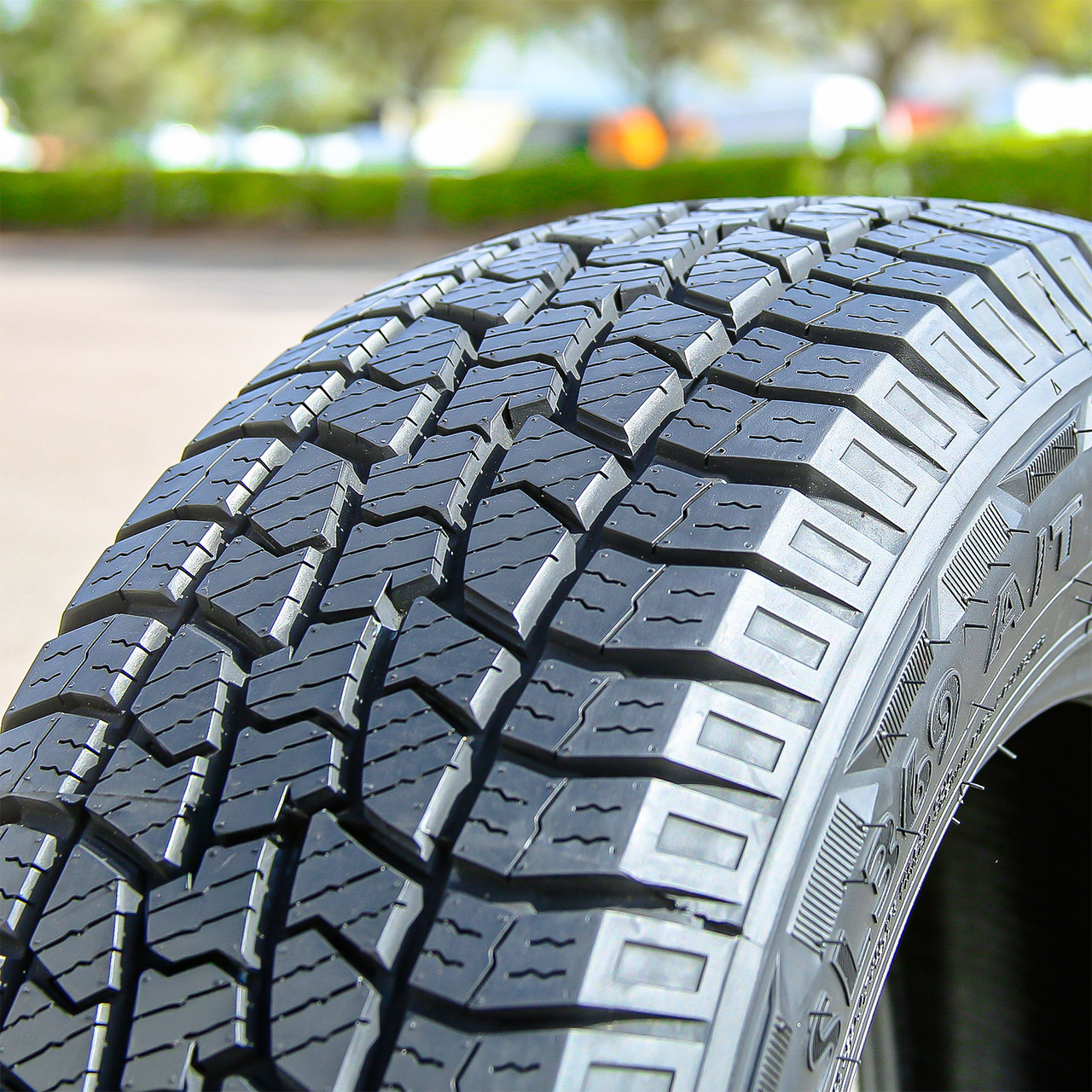 Westlake SL369 All Terrain 275/55R20 113S Light Truck Tire - Image 2