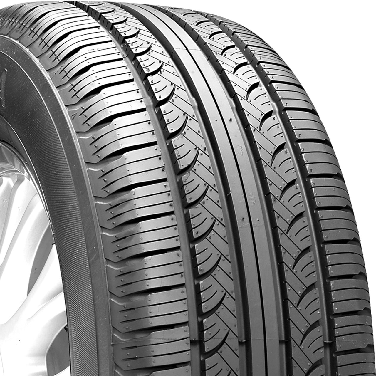 Yokohama Avid Touring-S All Season 225/55R17 97T Passenger Tire - Image 2
